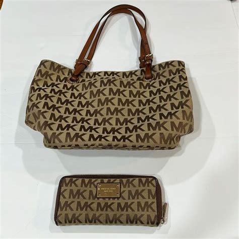 michael kors 4 for 299 bundle|michael kors purses sale.